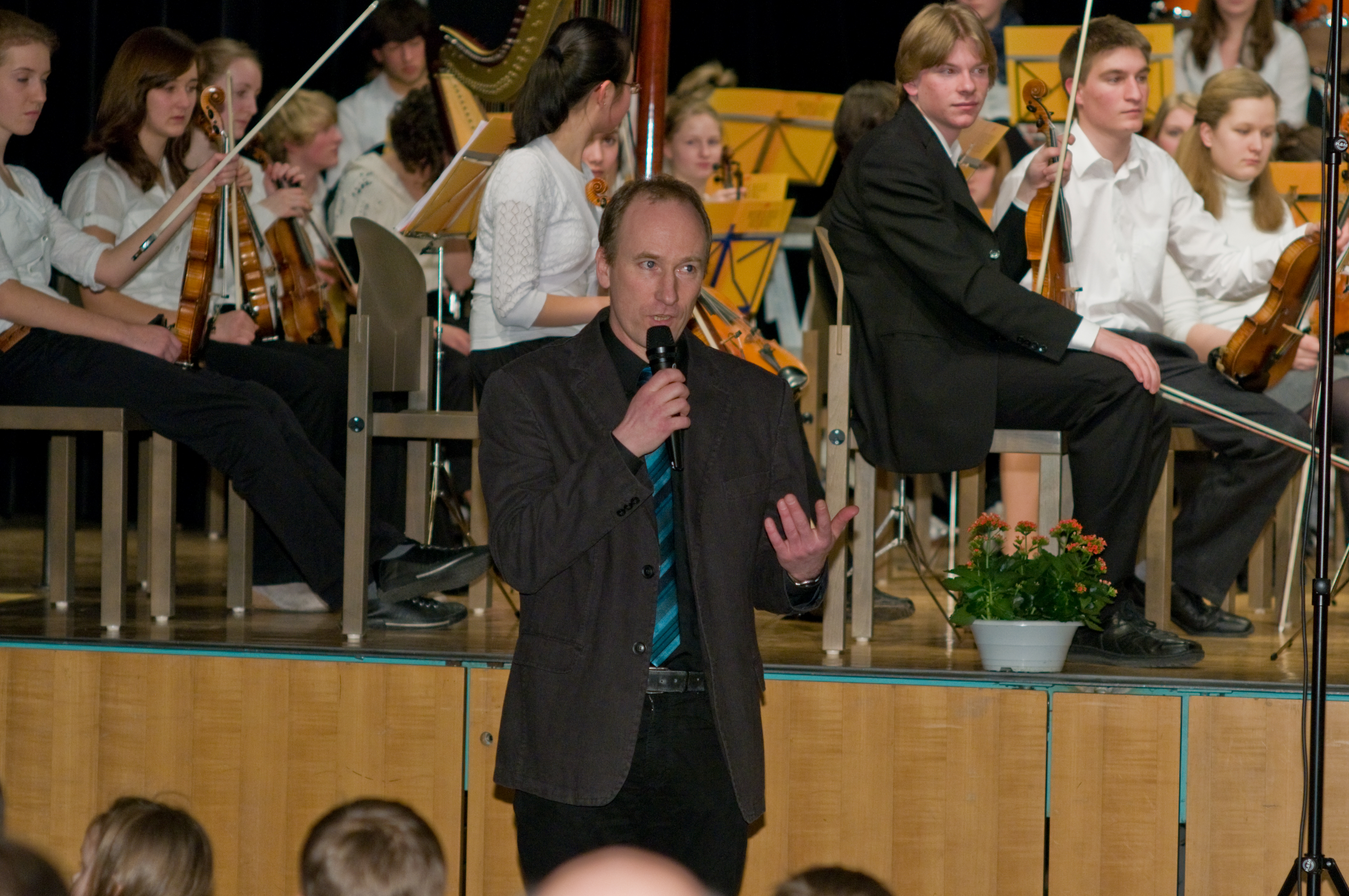 2011 Eckhard Hollweg 
